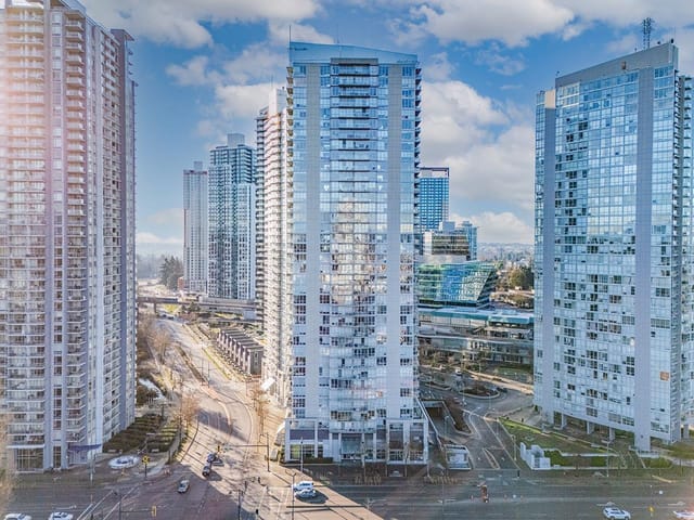 Apartment for sale in Surrey, North Surrey, 2509 13688 100 Avenue, 263105032 | Realtylink.org