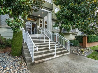 Apartment for sale in Delta, Ladner, 305 4728 53 Street, 263105061 | Realtylink.org