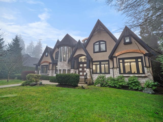 House for sale in Surrey, South Surrey White Rock, 17108 4 Avenue, 263105110 | Realtylink.org