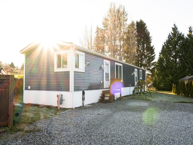 Manufactured Home for sale in Gibsons, Sunshine Coast, 139 1413 Sunshine Coast Highway, 263105146 | Realtylink.org