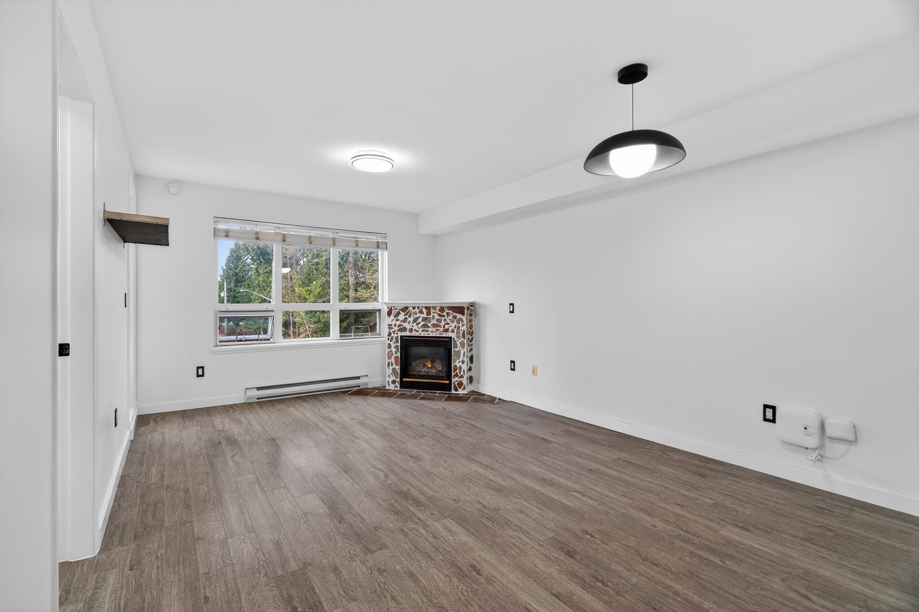 Apartment for sale in Surrey, North Surrey, 305 14377 103 Avenue, 263105191 | Realtylink.org