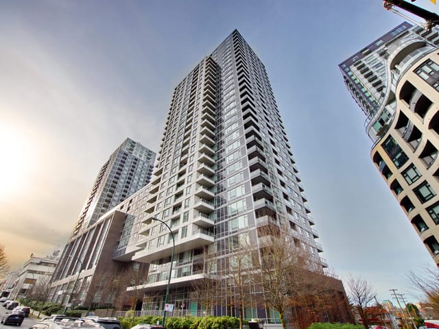 Apartment for sale in Vancouver, Vancouver East, 2301 5515 Boundary Road, 263105321 | Realtylink.org