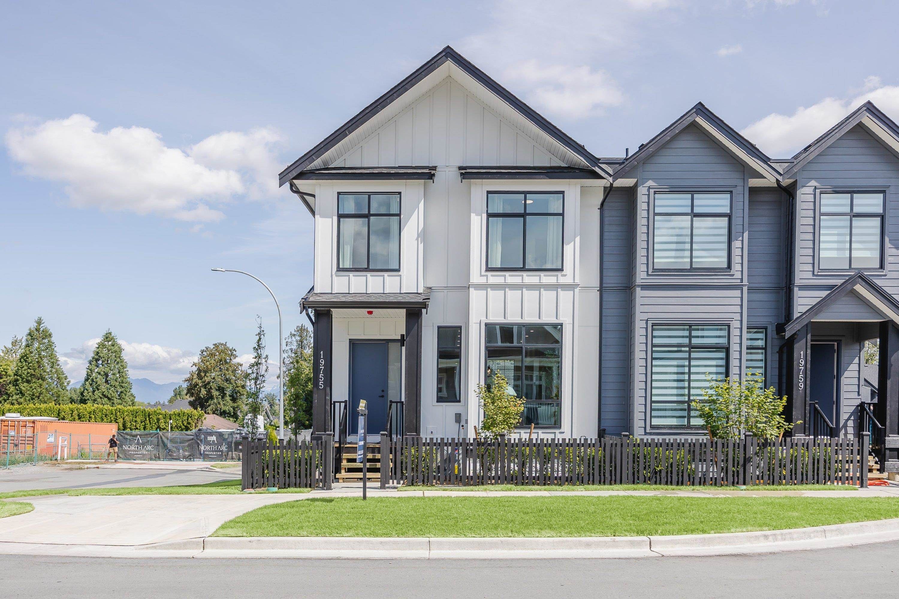 1/2 Duplex for sale in Langley, Langley, 19767 75b Avenue, 263105344 | Realtylink.org