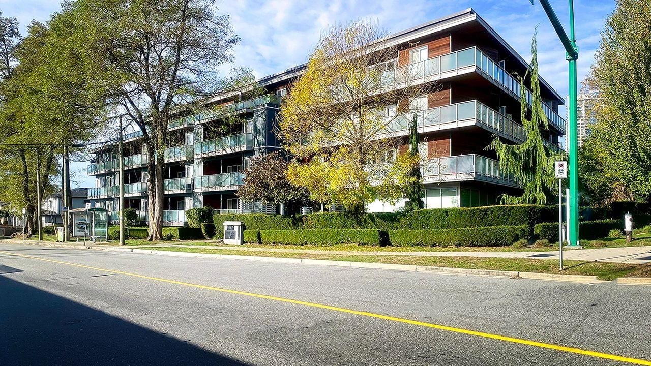 Apartment for sale in Burnaby, Burnaby East, 106 7377 14th Avenue, 263105460 | Realtylink.org
