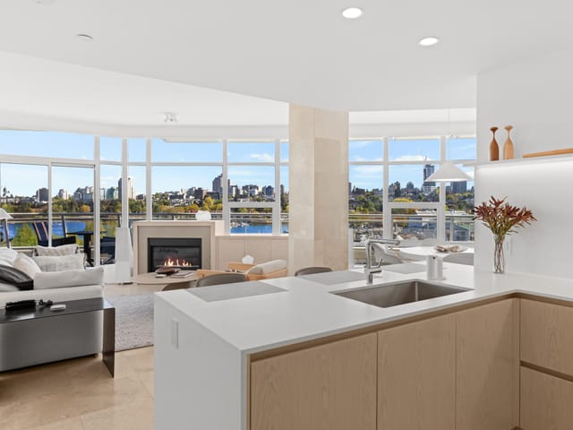 Apartment for sale in Vancouver, Vancouver West, 701 628 Kinghorne Mews, 263105471 | Realtylink.org