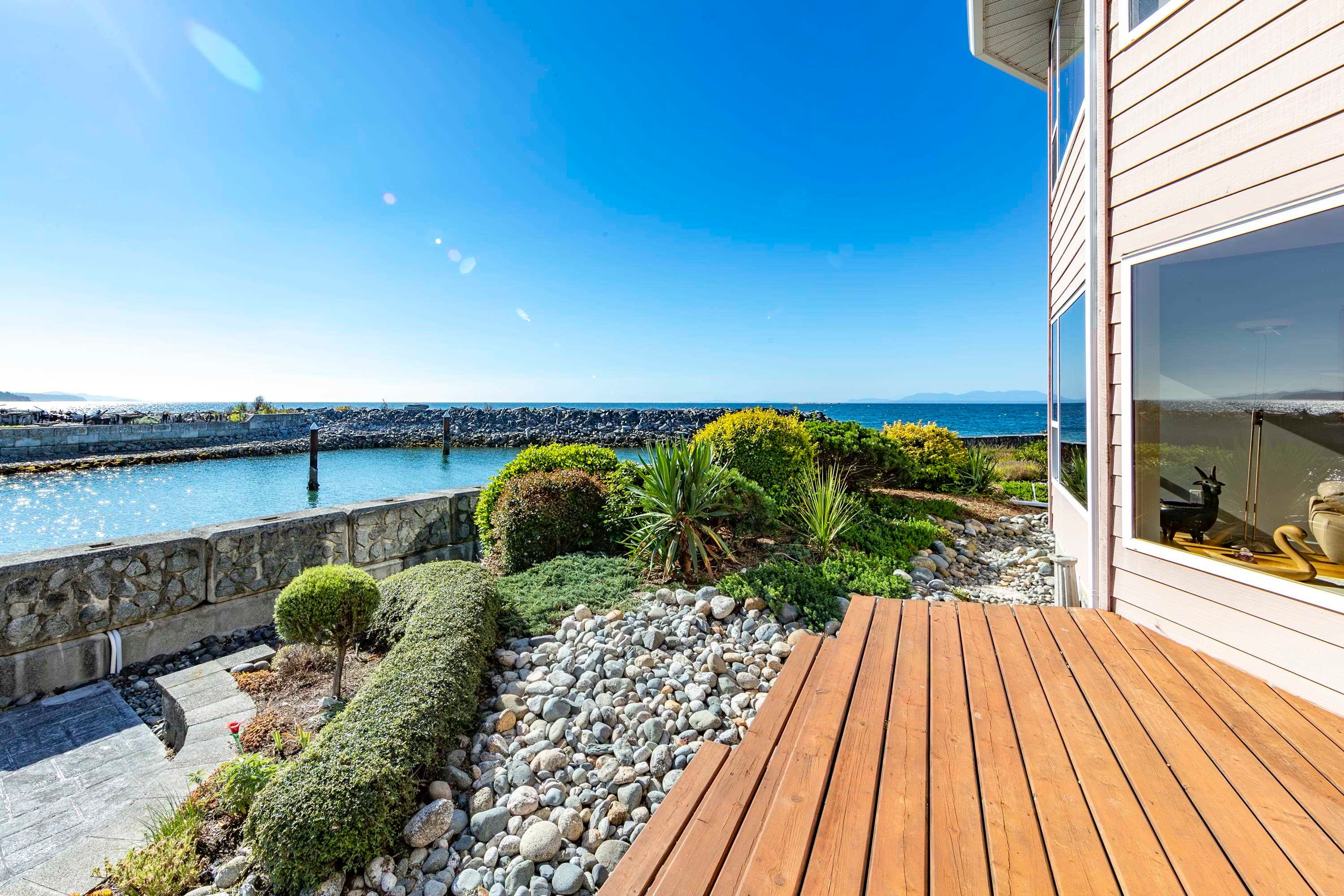 Townhouse for sale in Sechelt, Sunshine Coast, 226 1585 Field Road, 263105639 | Realtylink.org