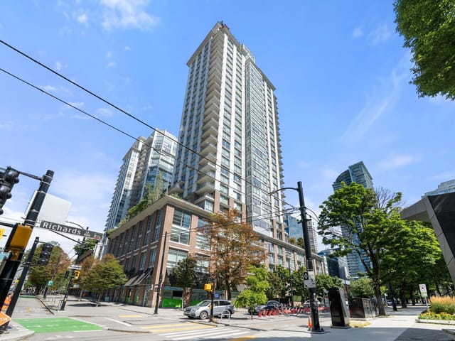 Apartment for sale in Vancouver, Vancouver West, 2106 535 Smithe Street, 263105839 | Realtylink.org