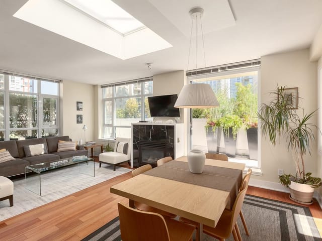 Apartment for sale in Vancouver, Vancouver West, PH803 988 Richards Street, 263105935 | Realtylink.org