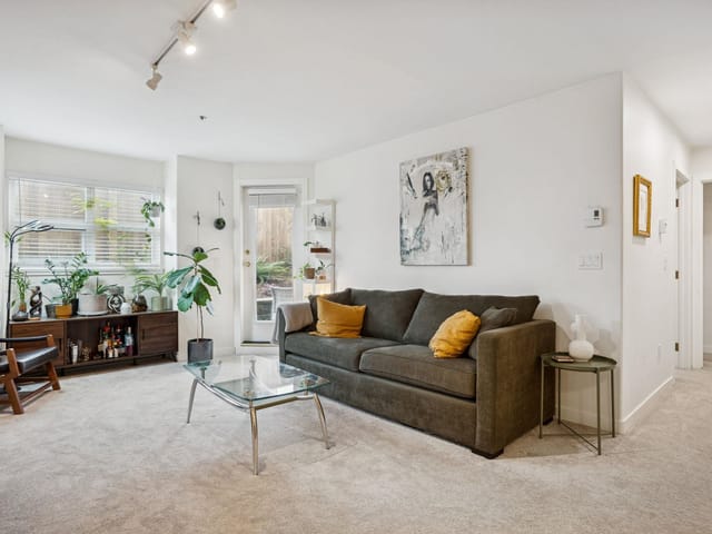 Apartment for sale in Vancouver, Vancouver East, 103 1515 E 6th Avenue, 263106092 | Realtylink.org