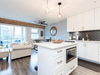Apartment for sale in Surrey, South Surrey White Rock, 309 15735 Croydon Drive, 263106123 | Realtylink.org