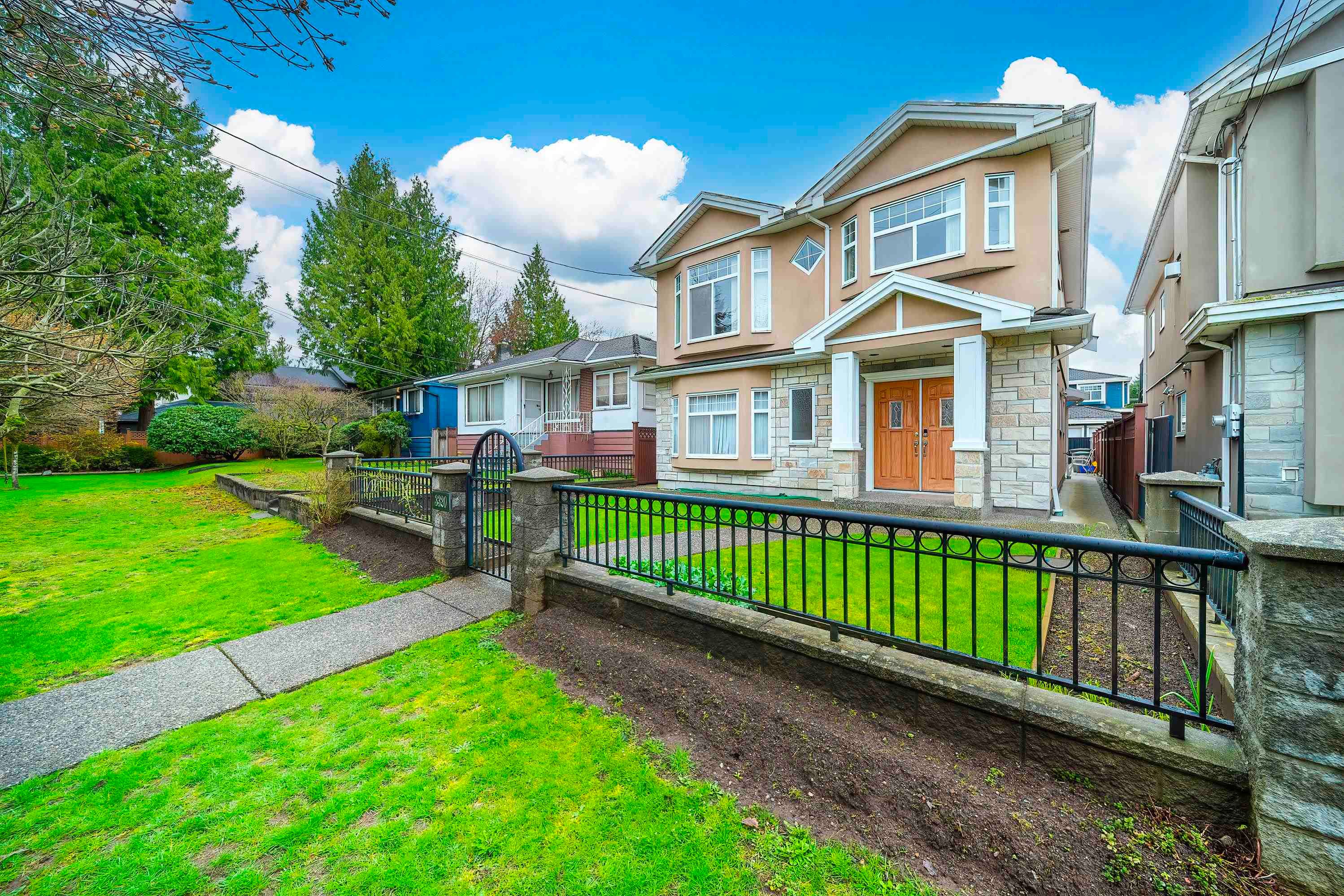 House for sale in Vancouver, Vancouver East, 3320 E 43rd Avenue, 263106170 | Realtylink.org