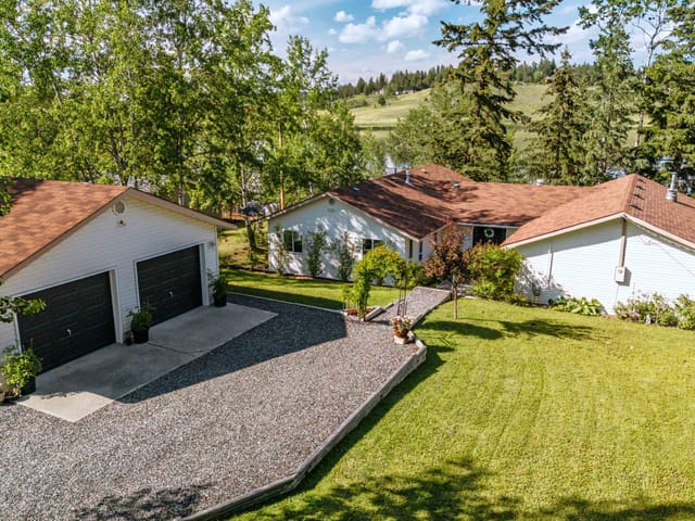House for sale in 100 Mile House, 100 Mile House, 5151 Watson Lake Road, 263106171 | Realtylink.org