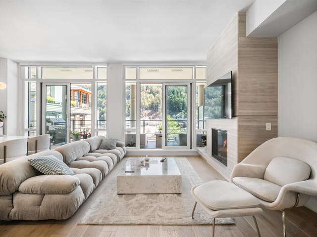 Apartment for sale in West Vancouver, West Vancouver, 301 6697 Nelson Avenue, 263106254 | Realtylink.org