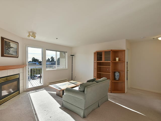 Apartment for sale in Sechelt, Sunshine Coast, 206 5711 Mermaid Street, 263106311 | Realtylink.org
