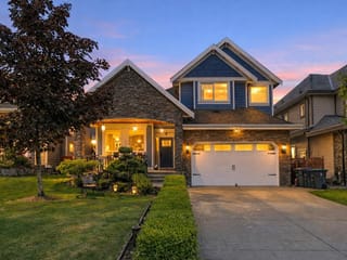House for sale in Surrey, South Surrey White Rock, 2262 Madrona Place, 263106395 | Realtylink.org