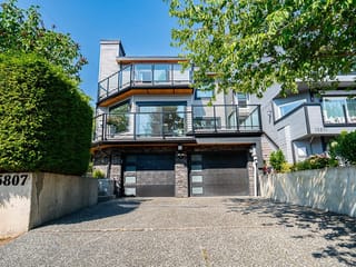 House for sale in White Rock, South Surrey White Rock, 15807 Columbia Avenue, 263106456 | Realtylink.org