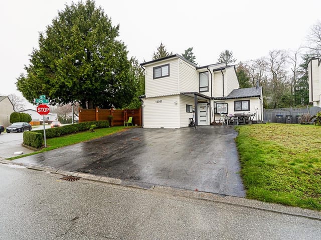 House for sale in Surrey, Surrey, 12501 76a Avenue, 263106458 | Realtylink.org