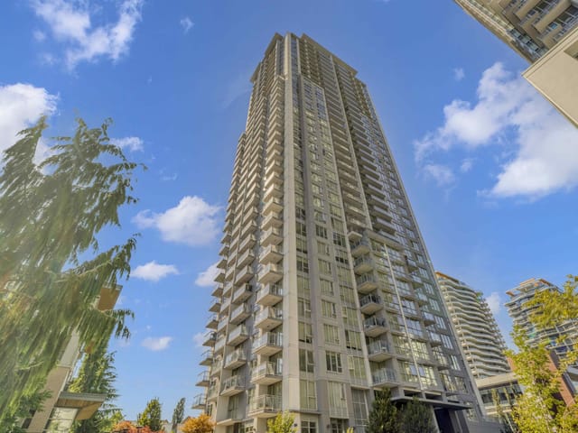 Apartment for sale in Surrey, North Surrey, 2703 13325 102a Avenue, 263106505 | Realtylink.org