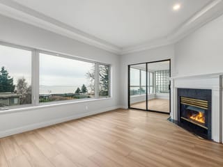 Apartment for sale in White Rock, South Surrey White Rock, 204 15176 Buena Vista Avenue, 263106600 | Realtylink.org