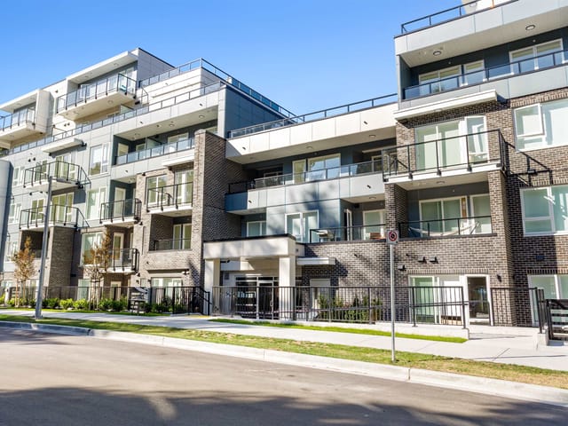 Apartment for sale in Port Moody, Port Moody, 604 2002 St. George Street, 263106624 | Realtylink.org