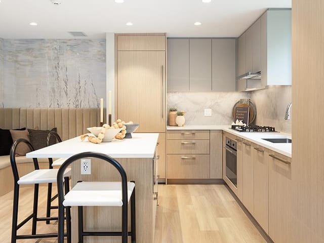 Apartment for sale in Burnaby, Burnaby South, 1305 5860 Olive Avenue, 263106626 | Realtylink.org