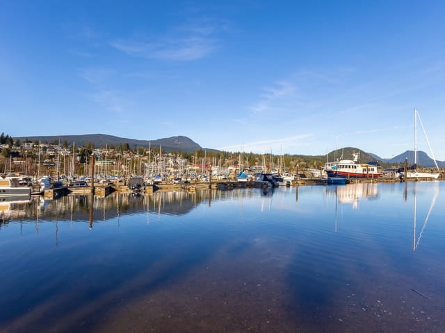 House for sale in Gibsons, Sunshine Coast, 636 Bay Road, 263106729 | Realtylink.org