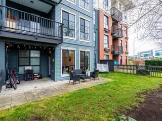 Apartment for sale in Surrey, South Surrey White Rock, 110 15168 33 Avenue, 263106898 | Realtylink.org