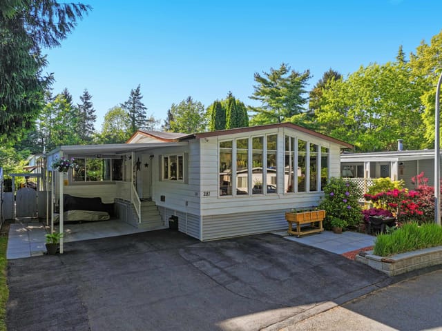 Manufactured Home for sale in Surrey, South Surrey White Rock, 281 1840 160 Street, 263106938 | Realtylink.org