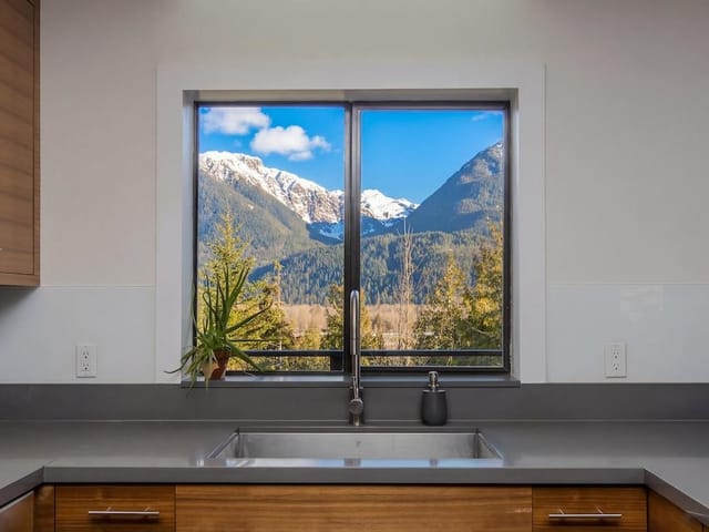 House for sale in Squamish, Squamish, 40181 Skyline Drive, 263106985 | Realtylink.org
