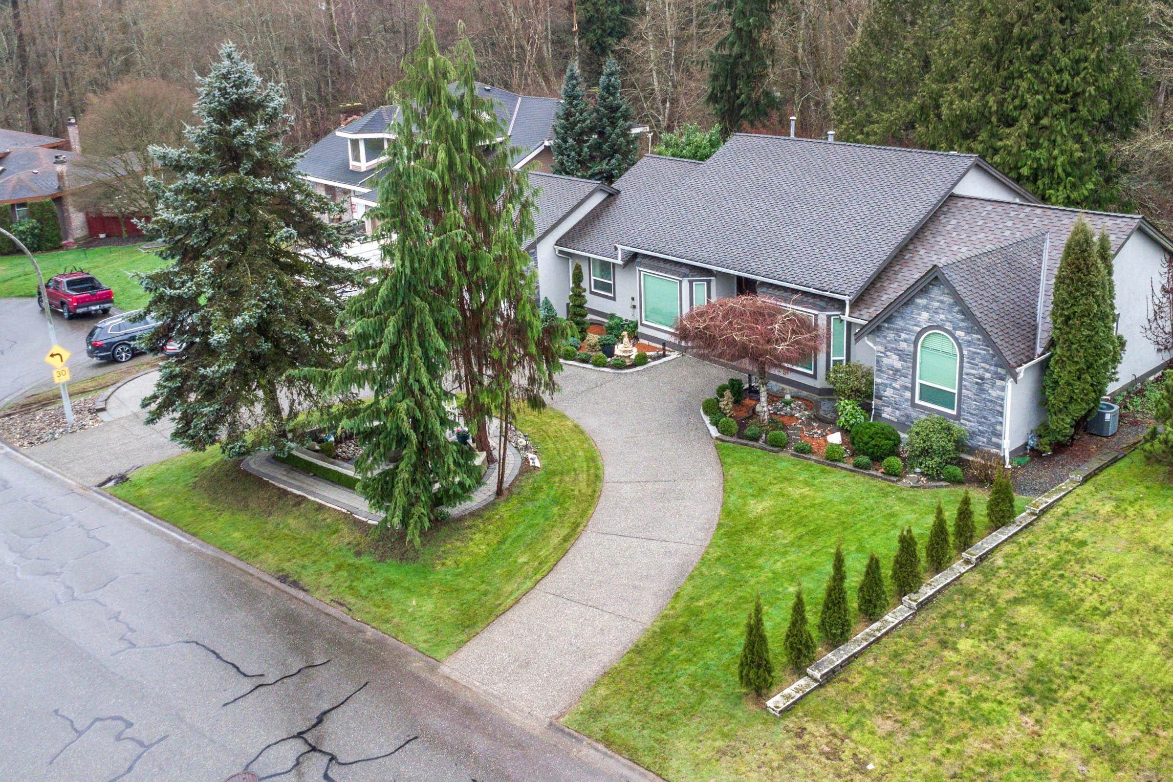 House for sale in Surrey, Surrey, 8099 148a Street, 263106999 | Realtylink.org