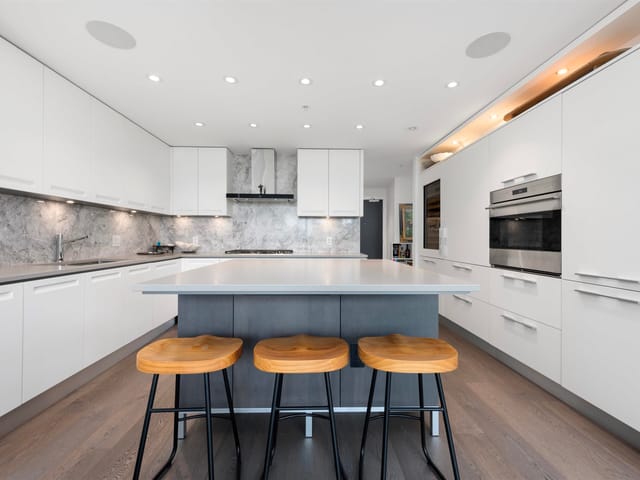 Apartment for sale in Vancouver, Vancouver West, 310 6333 W Boulevard, 263107009 | Realtylink.org