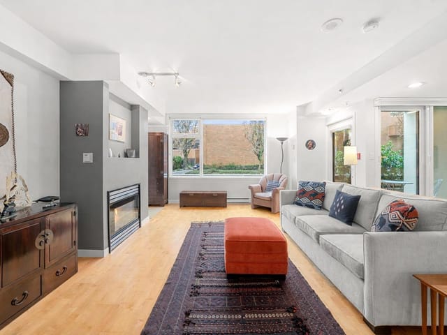 Townhouse for sale in Vancouver, Vancouver West, 1878 York Avenue, 263107055 | Realtylink.org