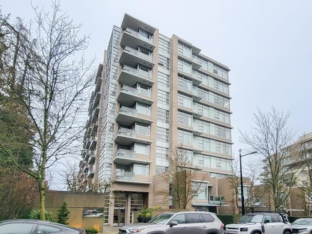 Apartment for sale in Burnaby, Burnaby North, 301 9266 University Crescent, 263107191 | Realtylink.org