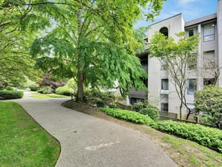 Apartment for sale in Burnaby, Burnaby North, 108 1955 Woodway Place, 263107207 | Realtylink.org