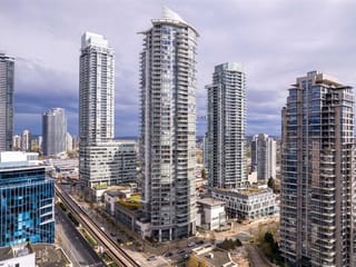 Apartment for sale in Burnaby, Burnaby North, 809 2008 Rosser Avenue, 263107303 | Realtylink.org