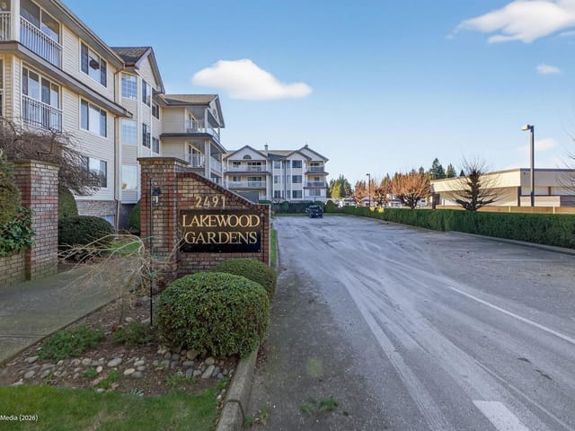 Apartment for sale in Abbotsford, Abbotsford, 312 2491 Gladwin Road, 263107304 | Realtylink.org