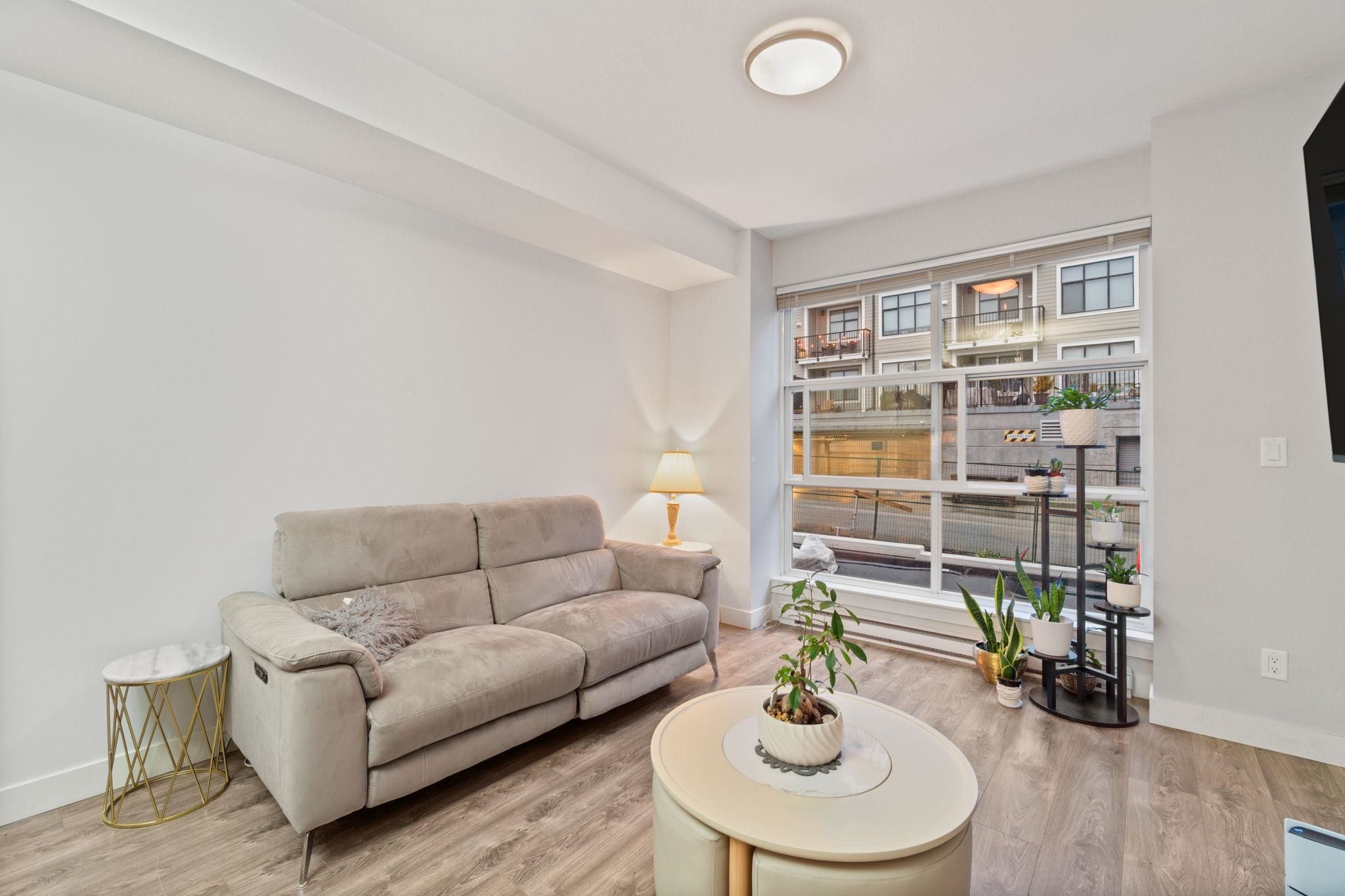 Apartment for sale in Coquitlam, Coquitlam, 208 827 Roderick Avenue, 263107379 | Realtylink.org