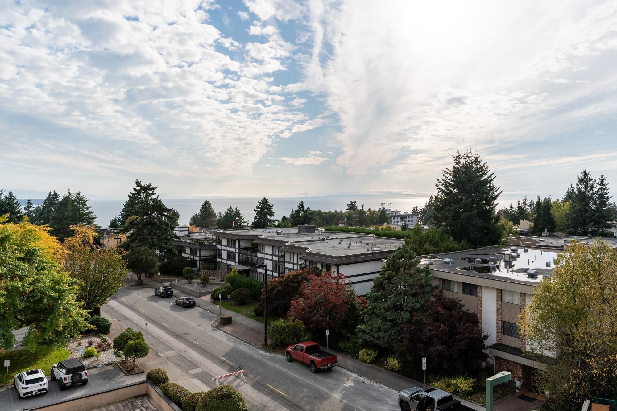 Apartment for sale in White Rock, South Surrey White Rock, 405 1480 Foster Street, 263107425 | Realtylink.org