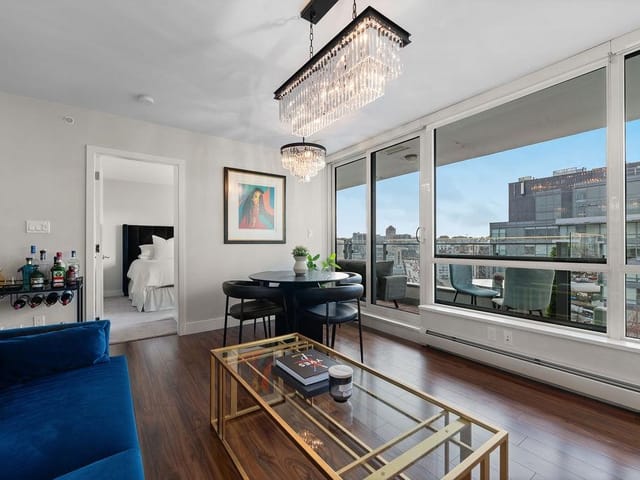 Apartment for sale in Vancouver, Vancouver West, 1501 159 W 2nd Street, 263107453 | Realtylink.org