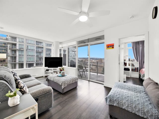 Apartment for sale in New Westminster, New Westminster, 307 200 Nelson's Crescent, 263107499 | Realtylink.org