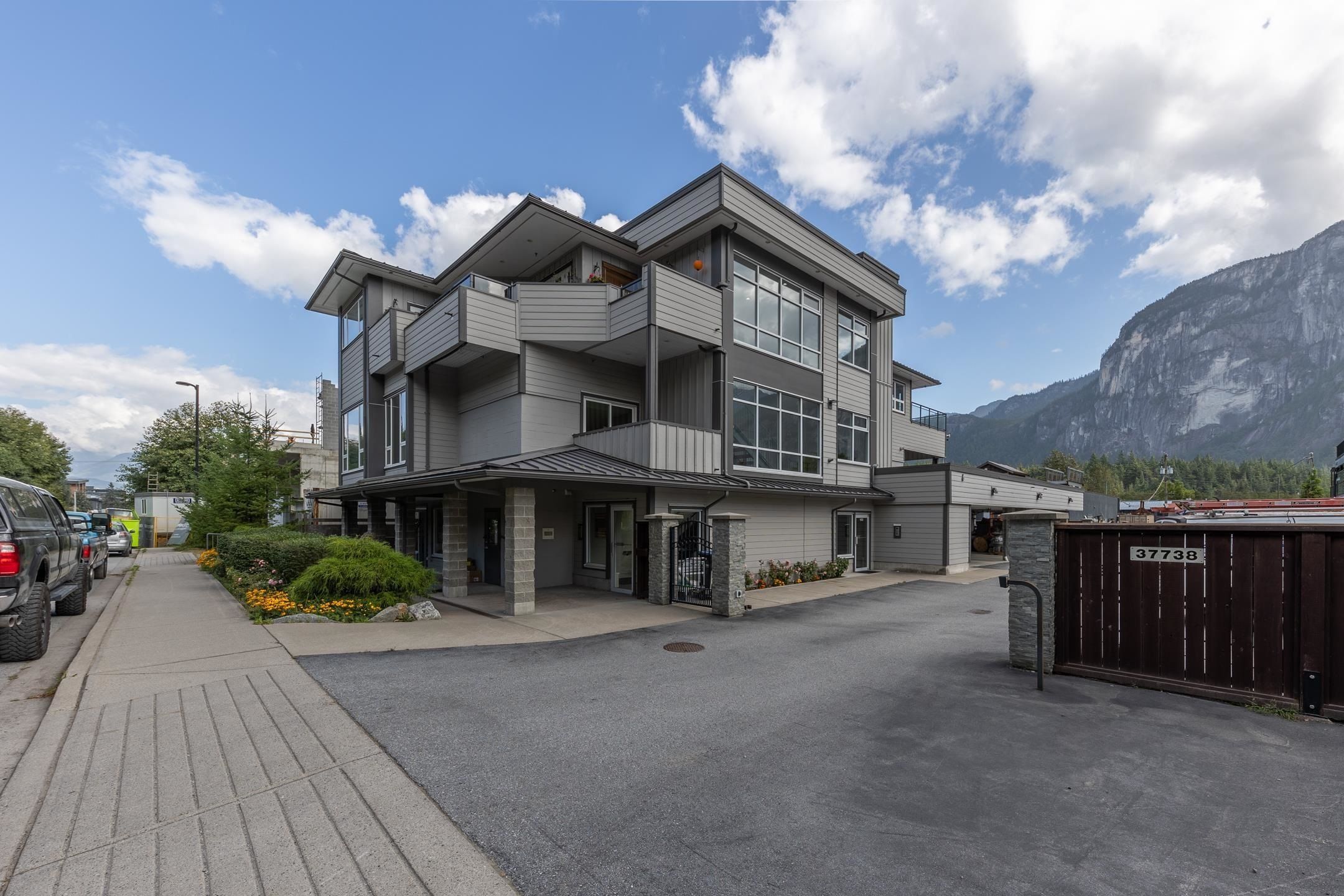 Other Property for sale in Squamish, Squamish, 37738 Third Avenue, 263107610 | Realtylink.org