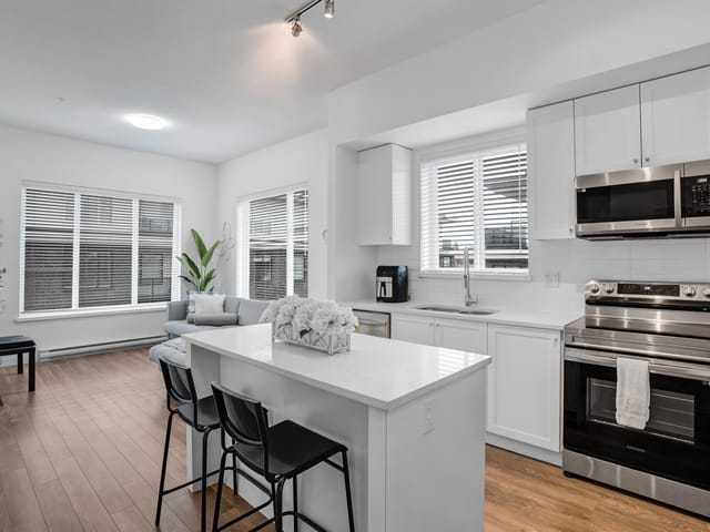 Apartment for sale in Surrey, Surrey, 608 15825 85 Avenue, 263107655 | Realtylink.org