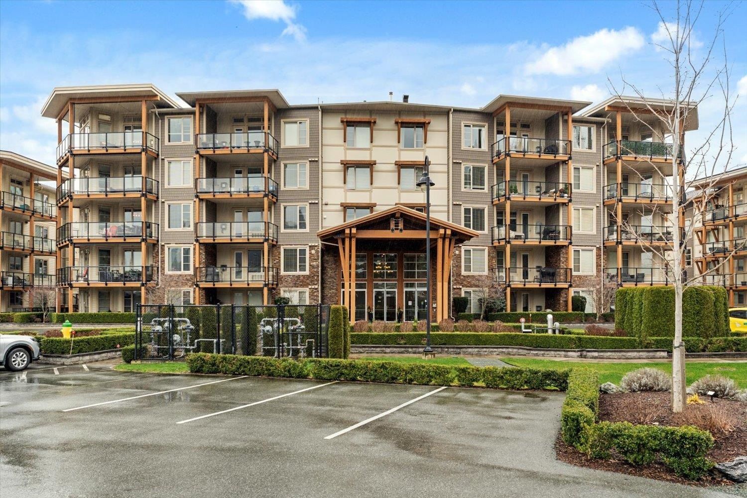 Apartment for sale in Chilliwack, Sardis, 201 45750 Keith Wilson Road, 263107688 | Realtylink.org