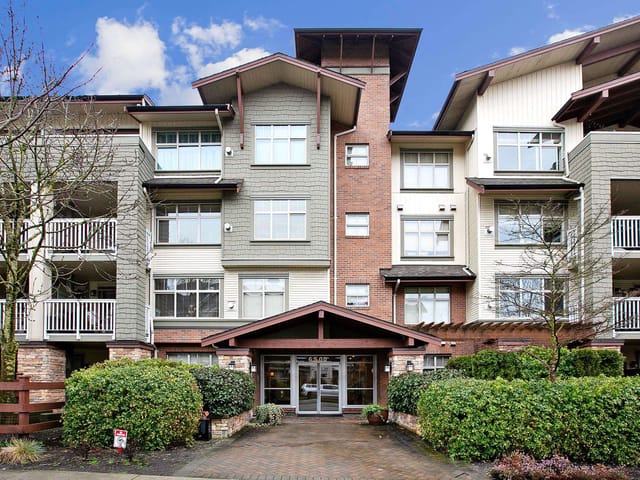 Apartment for sale in Surrey, Cloverdale, 205 6500 194 Street, 263107709 | Realtylink.org