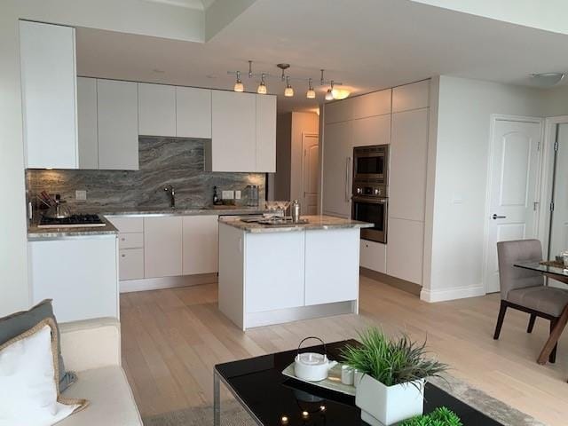 Apartment for sale in North Vancouver, North Vancouver, 904 175 Victory Ship Way, 263107738 | Realtylink.org