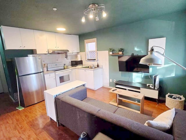 House for rent in Vancouver, Vancouver East, 15xx E 36th Ave Vancouver, 263108129 | Realtylink.org