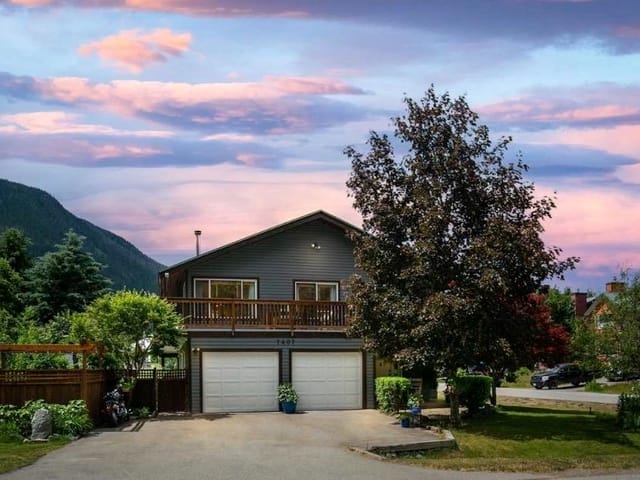 House for sale in Pemberton, Pemberton, 7407 Harrow Road, 263108137 | Realtylink.org