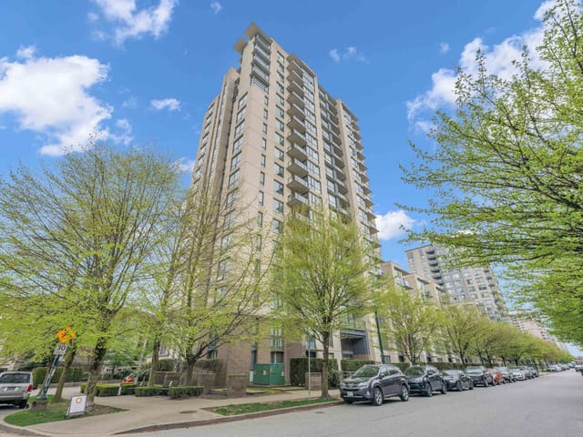 Apartment for sale in Vancouver, Vancouver East, 308 3588 Crowley Drive, 263108207 | Realtylink.org