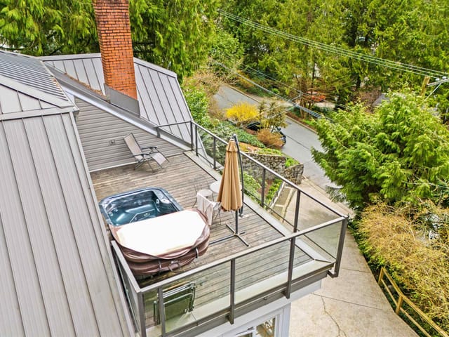 House for sale in North Vancouver, North Vancouver, 4622 Cove Cliff Road, 263108212 | Realtylink.org