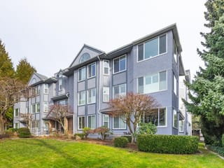 Apartment for sale in White Rock, South Surrey White Rock, 104 1378 Fir Street, 263108324 | Realtylink.org
